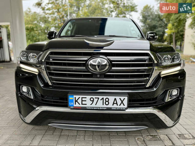 Черный Тойота Ленд Крузер, объемом двигателя 4.46 л и пробегом 118 тыс. км за 55500 $, фото 3 на Automoto.ua