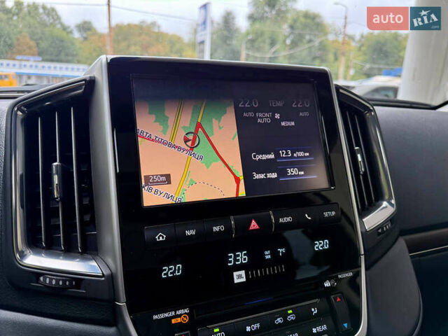 Черный Тойота Ленд Крузер, объемом двигателя 4.46 л и пробегом 118 тыс. км за 55500 $, фото 55 на Automoto.ua