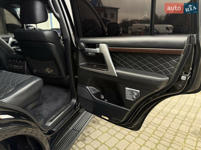 Черный Тойота Ленд Крузер, объемом двигателя 4.46 л и пробегом 200 тыс. км за 50500 $, фото 39 на Automoto.ua