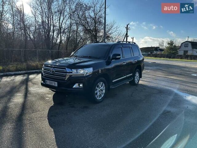 Черный Тойота Ленд Крузер, объемом двигателя 4.46 л и пробегом 133 тыс. км за 47000 $, фото 24 на Automoto.ua