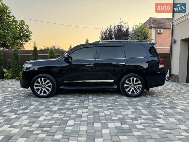 Черный Тойота Ленд Крузер, объемом двигателя 4.46 л и пробегом 181 тыс. км за 51500 $, фото 5 на Automoto.ua