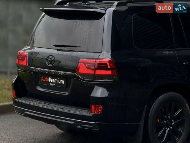 Черный Тойота Ленд Крузер, объемом двигателя 4.5 л и пробегом 131 тыс. км за 55000 $, фото 8 на Automoto.ua