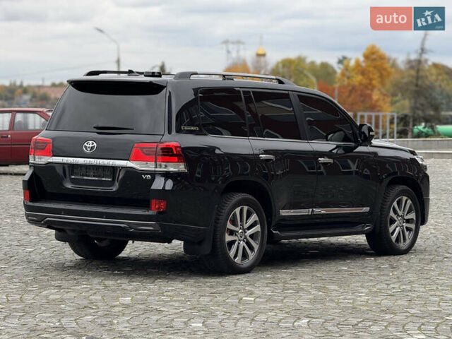 Черный Тойота Ленд Крузер, объемом двигателя 4.46 л и пробегом 132 тыс. км за 54999 $, фото 6 на Automoto.ua
