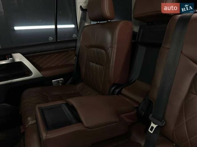 Черный Тойота Ленд Крузер, объемом двигателя 4.46 л и пробегом 208 тыс. км за 50500 $, фото 11 на Automoto.ua