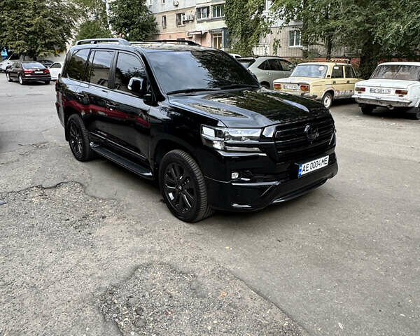 Черный Тойота Ленд Крузер, объемом двигателя 4.46 л и пробегом 177 тыс. км за 52000 $, фото 13 на Automoto.ua
