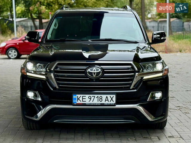 Черный Тойота Ленд Крузер, объемом двигателя 4.46 л и пробегом 118 тыс. км за 55500 $, фото 71 на Automoto.ua