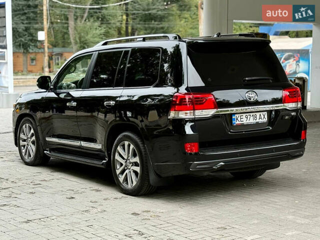 Черный Тойота Ленд Крузер, объемом двигателя 4.46 л и пробегом 118 тыс. км за 55500 $, фото 68 на Automoto.ua