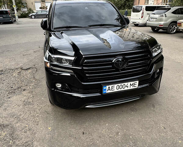 Черный Тойота Ленд Крузер, объемом двигателя 4.46 л и пробегом 177 тыс. км за 52000 $, фото 12 на Automoto.ua