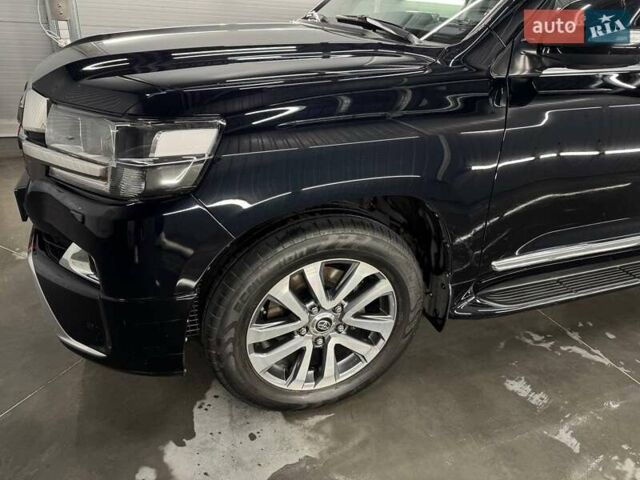 Черный Тойота Ленд Крузер, объемом двигателя 4.46 л и пробегом 208 тыс. км за 50500 $, фото 5 на Automoto.ua