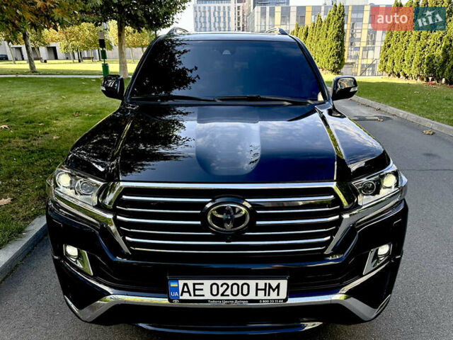 Черный Тойота Ленд Крузер, объемом двигателя 4.46 л и пробегом 320 тыс. км за 45999 $, фото 7 на Automoto.ua