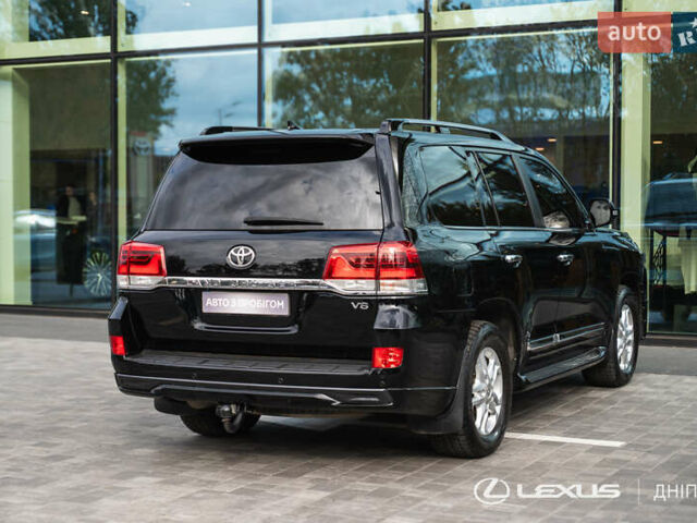Черный Тойота Ленд Крузер, объемом двигателя 4.46 л и пробегом 222 тыс. км за 44700 $, фото 8 на Automoto.ua