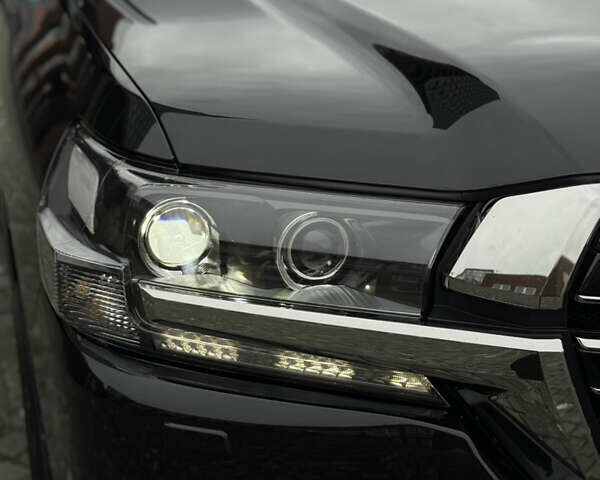 Черный Тойота Ленд Крузер, объемом двигателя 4.46 л и пробегом 132 тыс. км за 54999 $, фото 36 на Automoto.ua