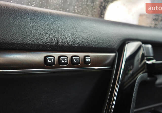 Черный Тойота Ленд Крузер, объемом двигателя 4.46 л и пробегом 149 тыс. км за 52700 $, фото 26 на Automoto.ua