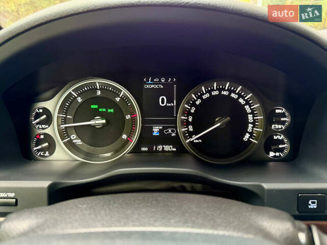 Черный Тойота Ленд Крузер, объемом двигателя 4.46 л и пробегом 118 тыс. км за 55500 $, фото 58 на Automoto.ua