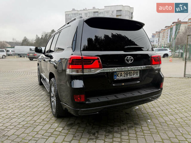 Черный Тойота Ленд Крузер, объемом двигателя 4.46 л и пробегом 200 тыс. км за 50500 $, фото 10 на Automoto.ua