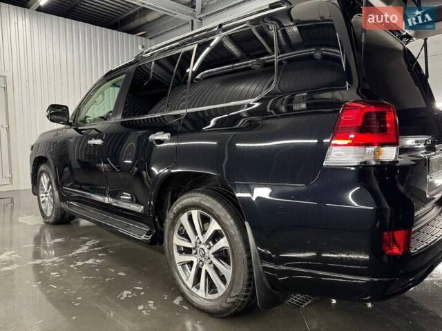 Черный Тойота Ленд Крузер, объемом двигателя 4.46 л и пробегом 208 тыс. км за 50500 $, фото 9 на Automoto.ua