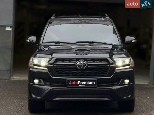 Черный Тойота Ленд Крузер, объемом двигателя 4.5 л и пробегом 131 тыс. км за 55000 $, фото 3 на Automoto.ua