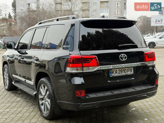 Черный Тойота Ленд Крузер, объемом двигателя 4.46 л и пробегом 200 тыс. км за 50500 $, фото 11 на Automoto.ua