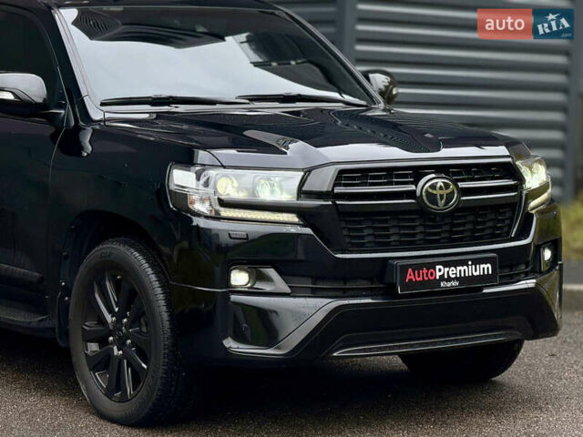 Черный Тойота Ленд Крузер, объемом двигателя 4.5 л и пробегом 131 тыс. км за 55000 $, фото 9 на Automoto.ua