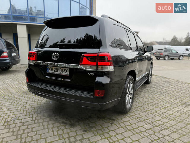 Черный Тойота Ленд Крузер, объемом двигателя 4.46 л и пробегом 200 тыс. км за 50500 $, фото 8 на Automoto.ua