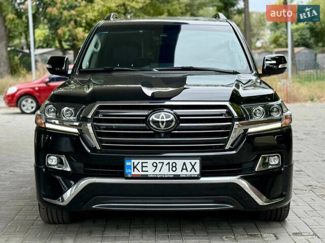 Черный Тойота Ленд Крузер, объемом двигателя 4.46 л и пробегом 118 тыс. км за 55500 $, фото 64 на Automoto.ua