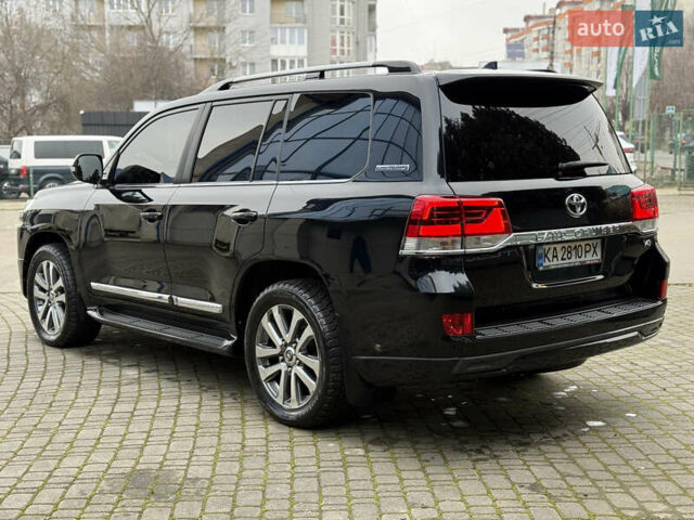 Черный Тойота Ленд Крузер, объемом двигателя 4.46 л и пробегом 200 тыс. км за 50500 $, фото 12 на Automoto.ua