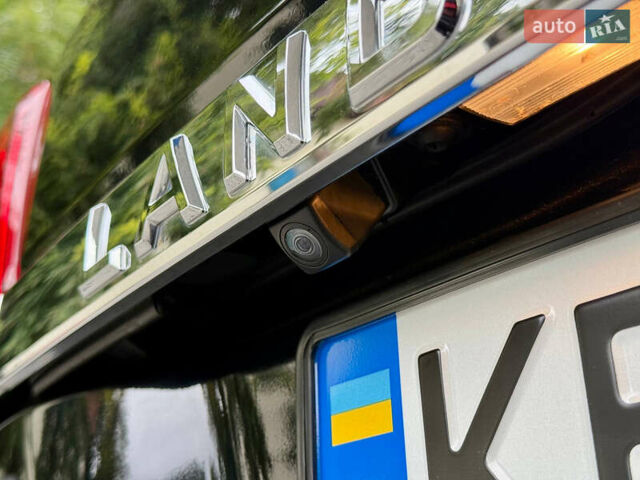 Черный Тойота Ленд Крузер, объемом двигателя 4.46 л и пробегом 118 тыс. км за 55500 $, фото 11 на Automoto.ua