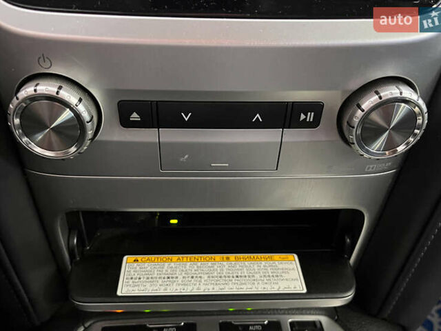 Черный Тойота Ленд Крузер, объемом двигателя 4.46 л и пробегом 184 тыс. км за 49950 $, фото 22 на Automoto.ua