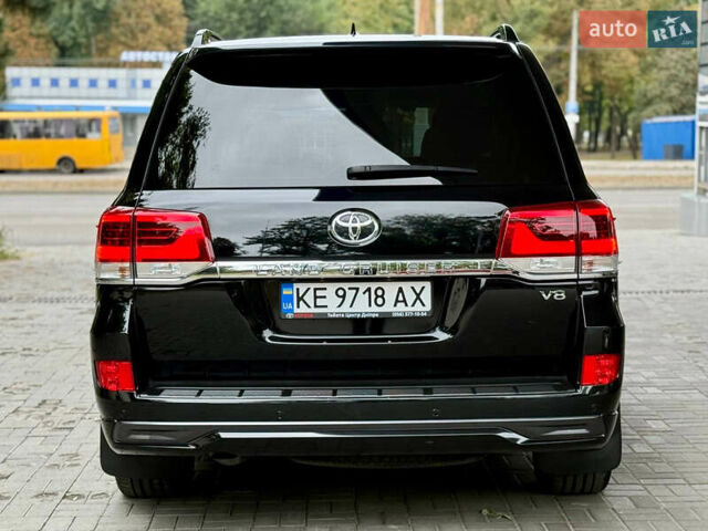 Черный Тойота Ленд Крузер, объемом двигателя 4.46 л и пробегом 118 тыс. км за 55500 $, фото 67 на Automoto.ua