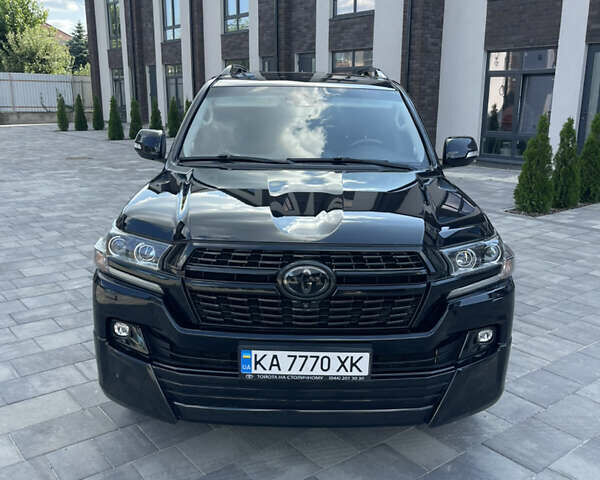 Черный Тойота Ленд Крузер, объемом двигателя 4.46 л и пробегом 204 тыс. км за 49000 $, фото 1 на Automoto.ua
