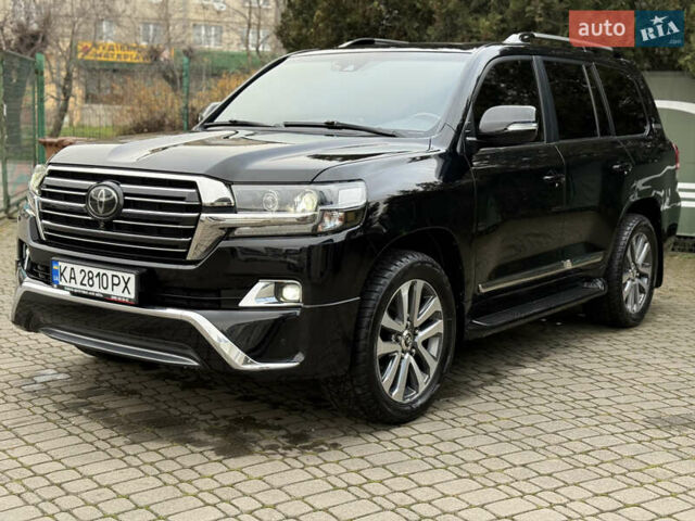 Черный Тойота Ленд Крузер, объемом двигателя 4.46 л и пробегом 200 тыс. км за 50500 $, фото 17 на Automoto.ua