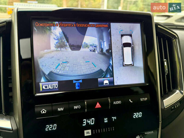 Черный Тойота Ленд Крузер, объемом двигателя 4.46 л и пробегом 118 тыс. км за 55500 $, фото 60 на Automoto.ua