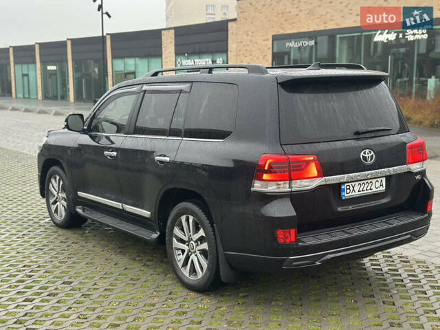 Черный Тойота Ленд Крузер, объемом двигателя 4.46 л и пробегом 190 тыс. км за 54500 $, фото 2 на Automoto.ua