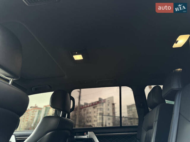 Черный Тойота Ленд Крузер, объемом двигателя 4.46 л и пробегом 200 тыс. км за 50500 $, фото 35 на Automoto.ua