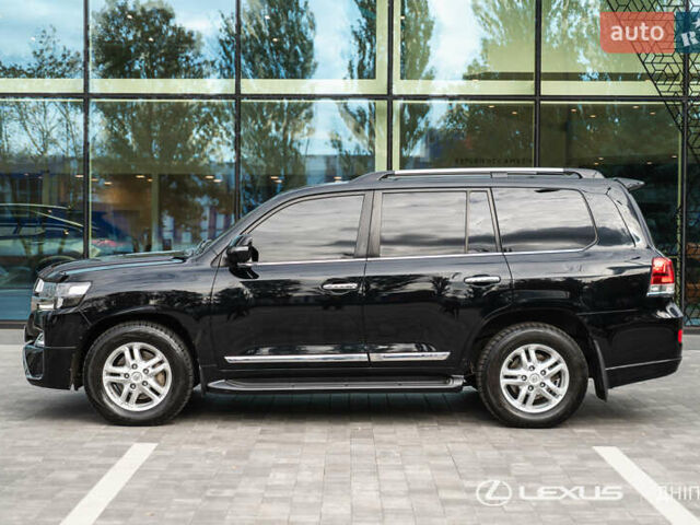 Черный Тойота Ленд Крузер, объемом двигателя 4.46 л и пробегом 222 тыс. км за 44700 $, фото 5 на Automoto.ua