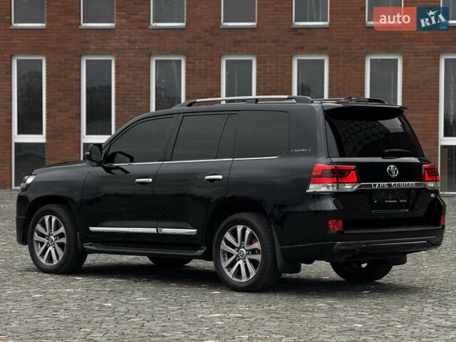 Черный Тойота Ленд Крузер, объемом двигателя 4.46 л и пробегом 132 тыс. км за 54999 $, фото 10 на Automoto.ua