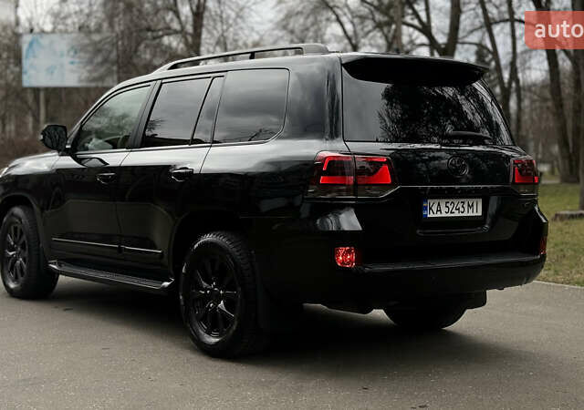 Черный Тойота Ленд Крузер, объемом двигателя 4.46 л и пробегом 217 тыс. км за 42999 $, фото 8 на Automoto.ua