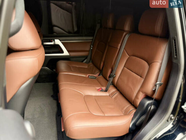 Черный Тойота Ленд Крузер, объемом двигателя 4.5 л и пробегом 131 тыс. км за 55000 $, фото 14 на Automoto.ua