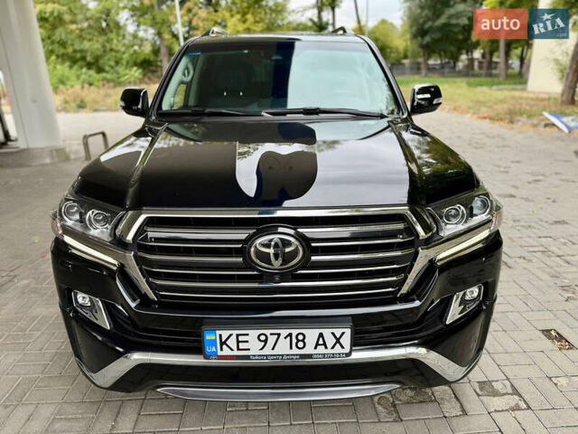 Черный Тойота Ленд Крузер, объемом двигателя 4.46 л и пробегом 118 тыс. км за 55500 $, фото 2 на Automoto.ua