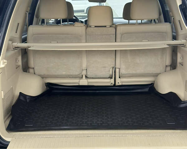 Черный Тойота Ленд Крузер, объемом двигателя 4.46 л и пробегом 190 тыс. км за 54500 $, фото 9 на Automoto.ua