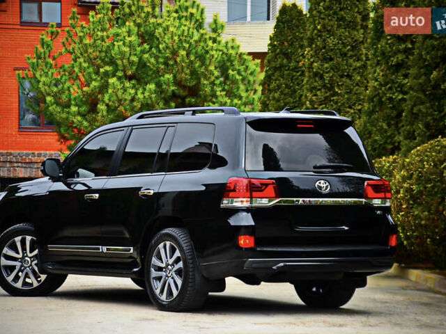 Черный Тойота Ленд Крузер, объемом двигателя 4.61 л и пробегом 132 тыс. км за 57000 $, фото 1 на Automoto.ua