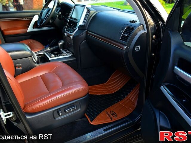 Черный Тойота Ленд Крузер, объемом двигателя 4.6 л и пробегом 137 тыс. км за 57500 $, фото 11 на Automoto.ua