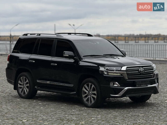Черный Тойота Ленд Крузер, объемом двигателя 4.46 л и пробегом 132 тыс. км за 54999 $, фото 4 на Automoto.ua