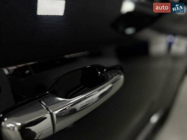 Черный Тойота Ленд Крузер, объемом двигателя 4.46 л и пробегом 185 тыс. км за 51200 $, фото 24 на Automoto.ua