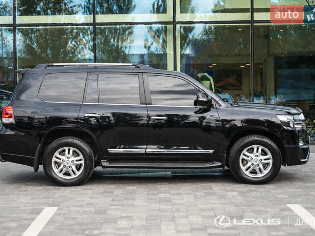 Черный Тойота Ленд Крузер, объемом двигателя 4.46 л и пробегом 222 тыс. км за 44700 $, фото 9 на Automoto.ua
