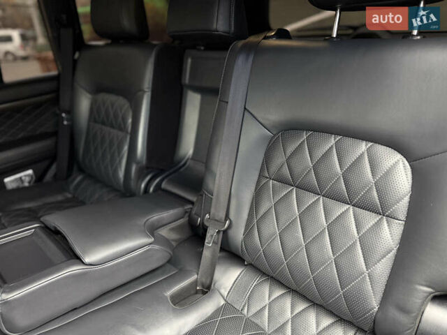 Черный Тойота Ленд Крузер, объемом двигателя 4.46 л и пробегом 200 тыс. км за 50500 $, фото 33 на Automoto.ua