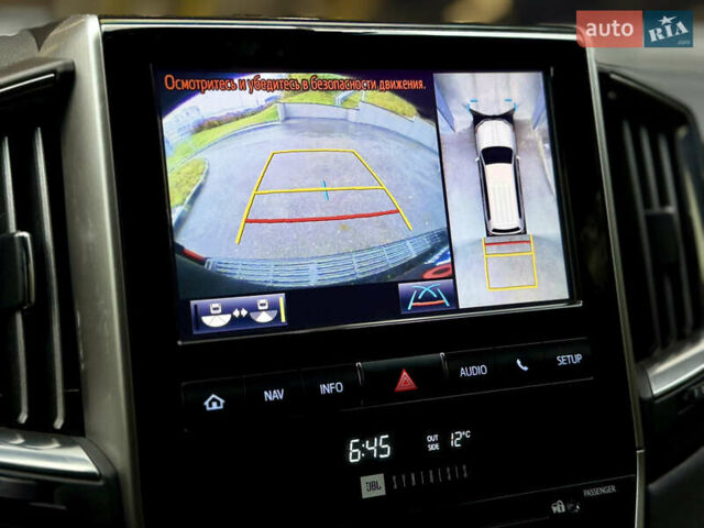 Черный Тойота Ленд Крузер, объемом двигателя 4.5 л и пробегом 131 тыс. км за 55000 $, фото 27 на Automoto.ua