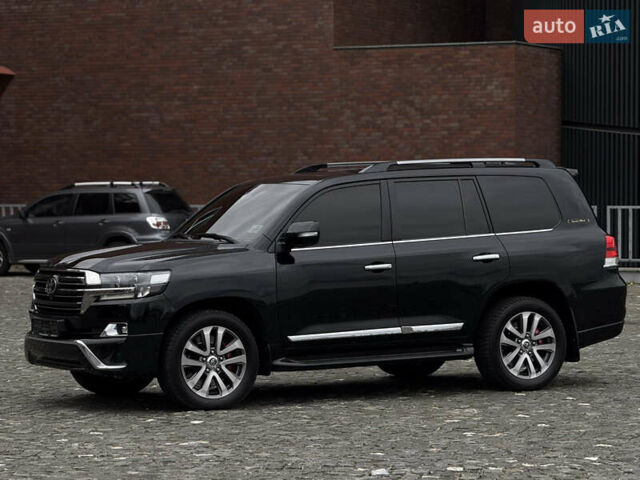 Черный Тойота Ленд Крузер, объемом двигателя 4.46 л и пробегом 132 тыс. км за 54999 $, фото 11 на Automoto.ua