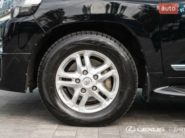 Черный Тойота Ленд Крузер, объемом двигателя 4.46 л и пробегом 222 тыс. км за 44700 $, фото 40 на Automoto.ua