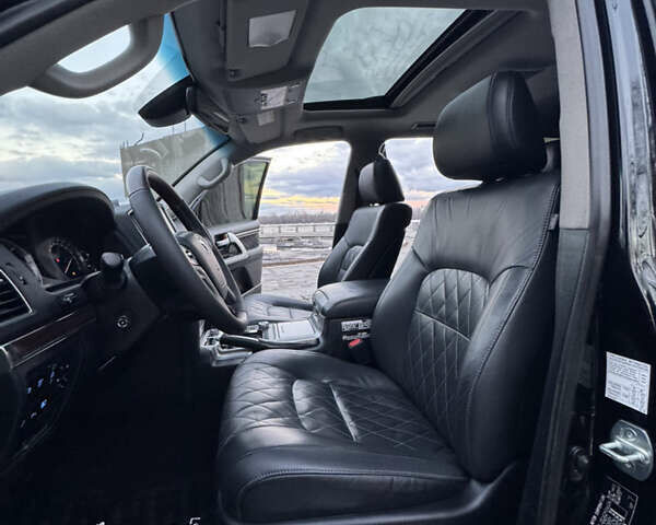 Чорний Тойота Ленд Крузер, об'ємом двигуна 4.46 л та пробігом 177 тис. км за 49999 $, фото 108 на Automoto.ua